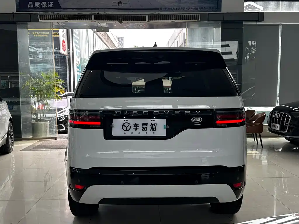 Land Rover Discovery 2021 — фото 17
