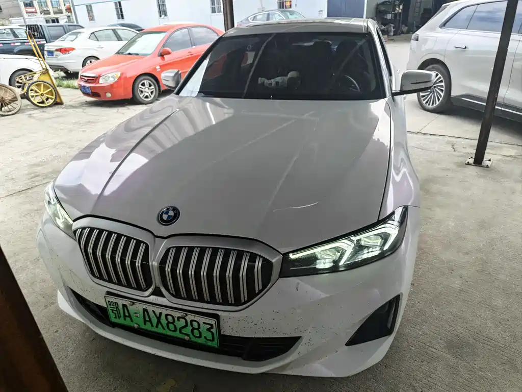 BMW i3 2024