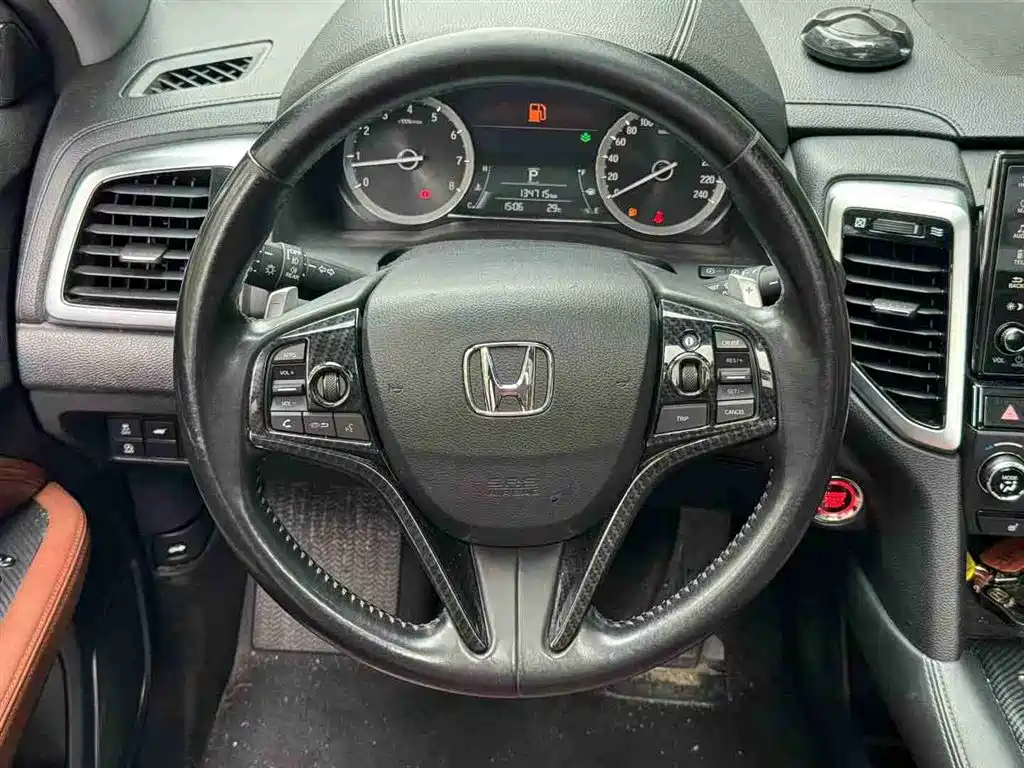 Honda UR-V 2018 — фото 6