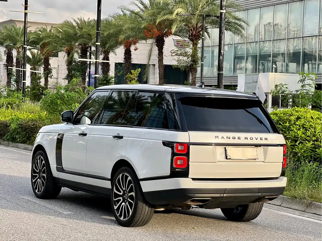 Land Rover Range Rover 2020 — фото 15