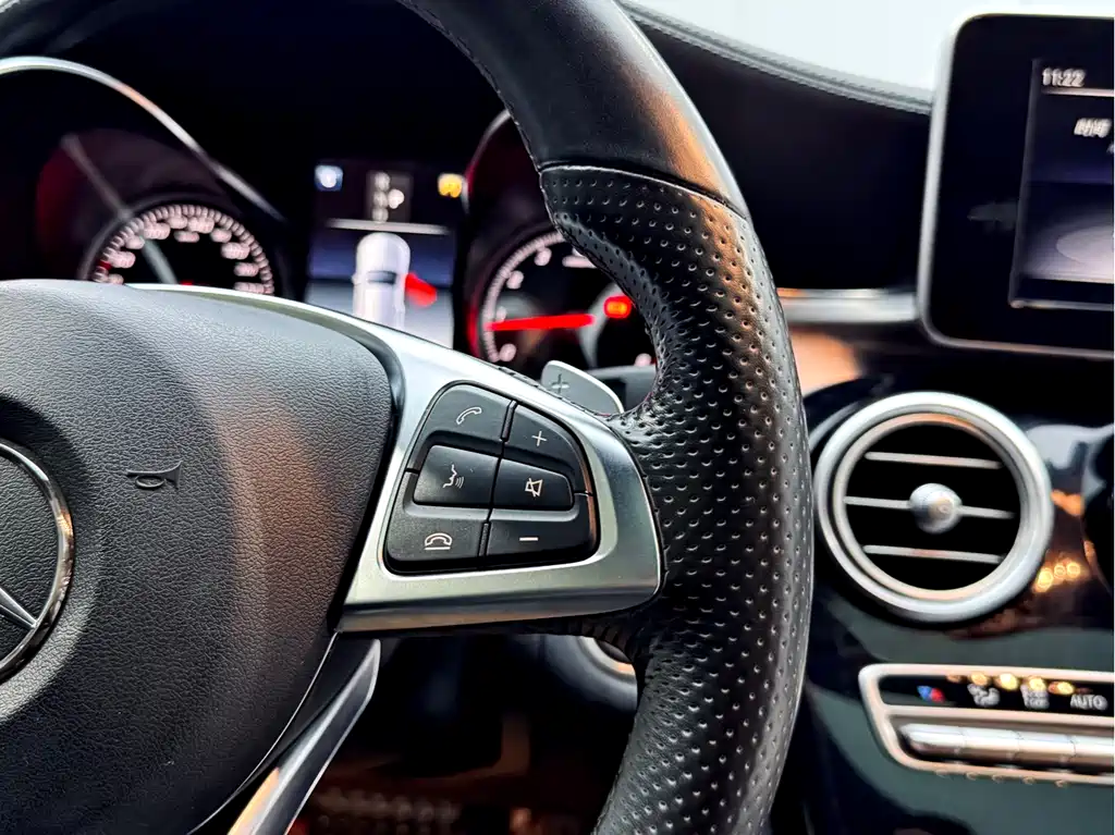 Mercedes-Benz C-Class 2018