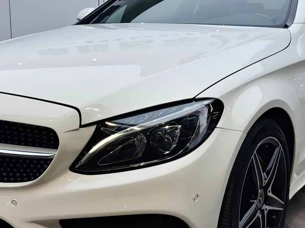 Mercedes-Benz C-Class 2018