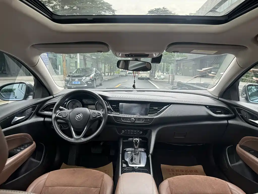 Buick Regal 2020 — фото 12