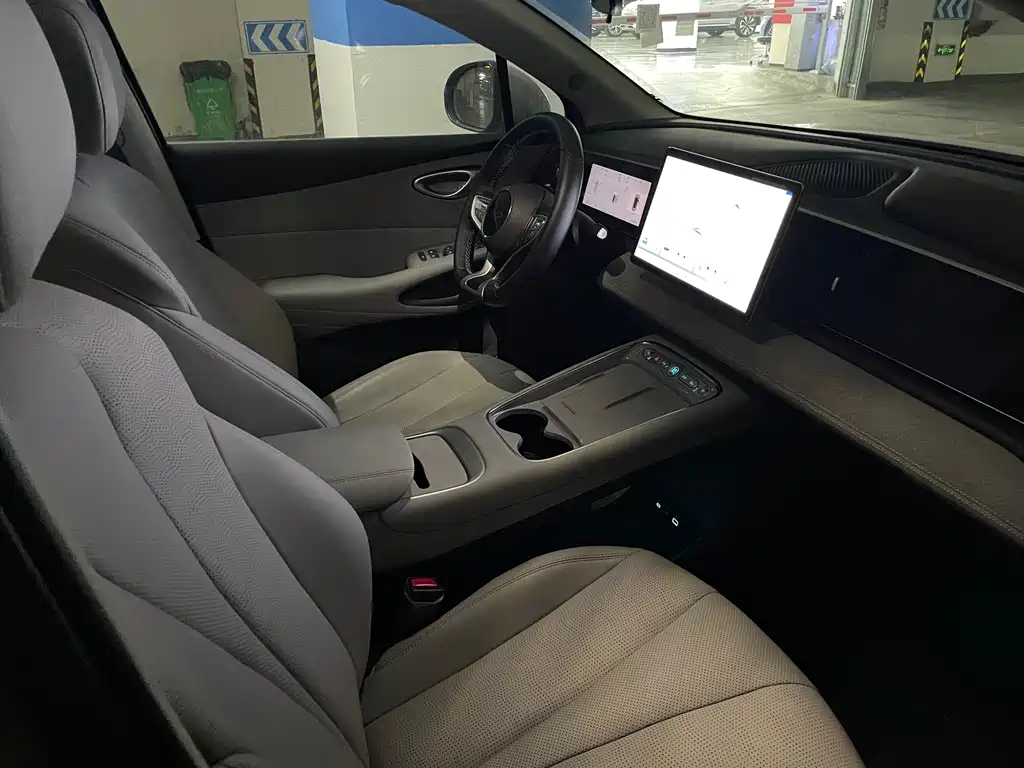 BYD Sealion 05 EV 2025 — фото 10