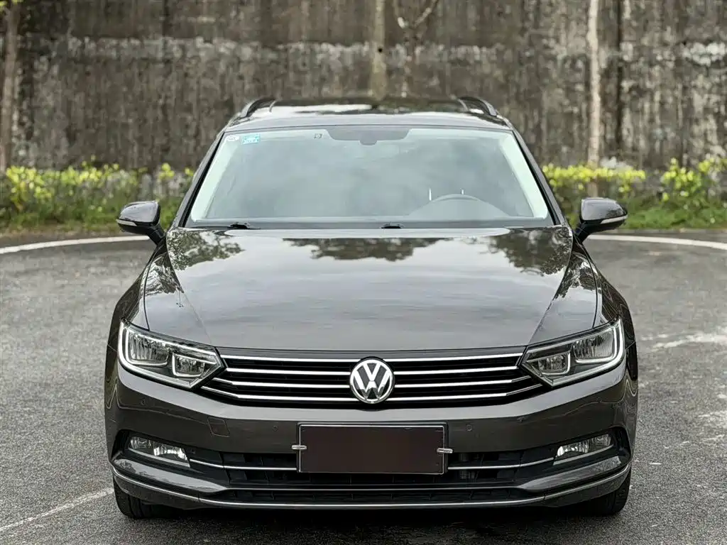 Volkswagen Viloran 2016 — фото 2