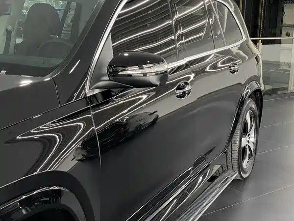 Mercedes-Benz GLS 2025