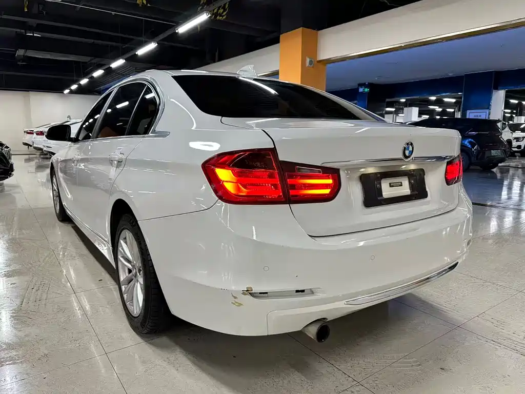 BMW 3 Series 2015 — фото 8