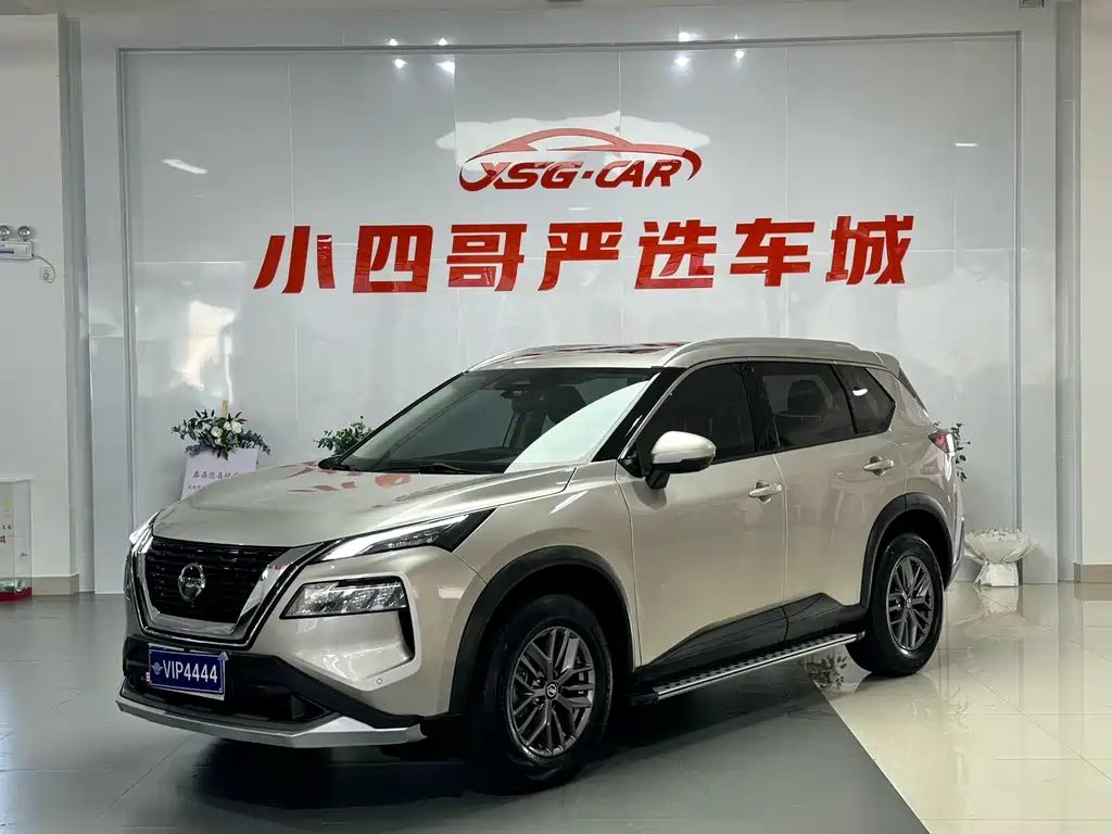 Nissan X-Trail 2022 — фото 1