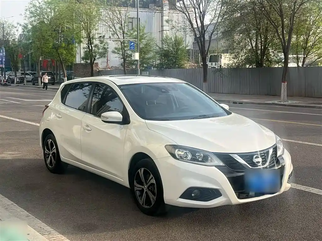 Nissan Tiida 2019 — фото 8
