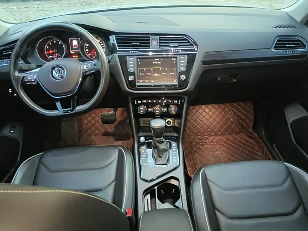 Volkswagen Tiguan L 2017 — фото 16
