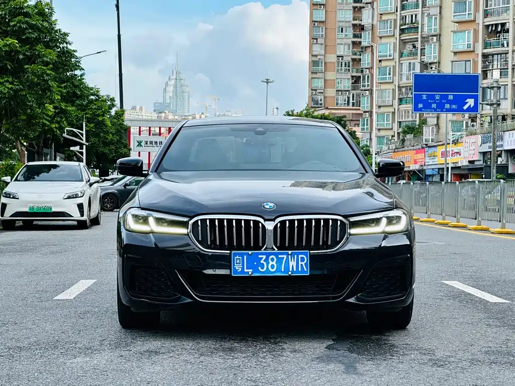 BMW 5 Series 2023