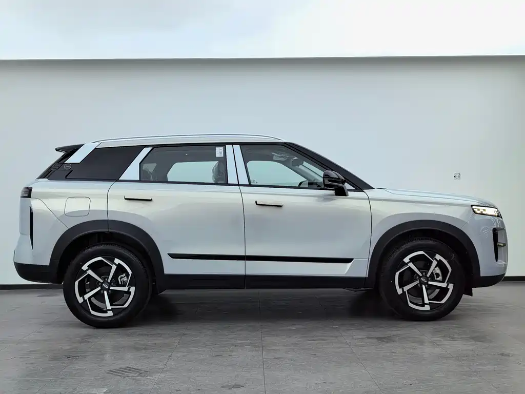 Chery Tiggo 7 2026 — фото 10