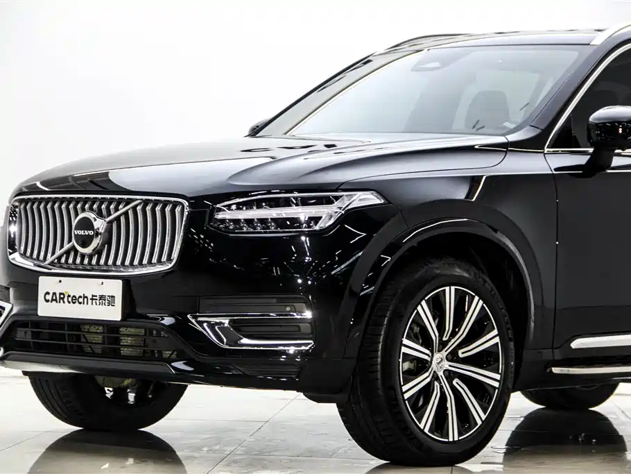 Volvo XC90 2023 — фото 7