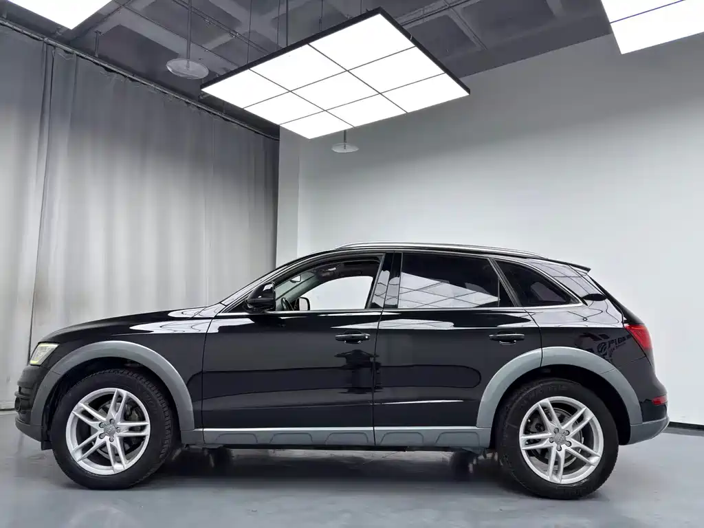 Audi Q5 2018 — фото 3