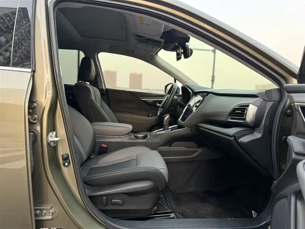 Subaru Outback 2022 — фото 24