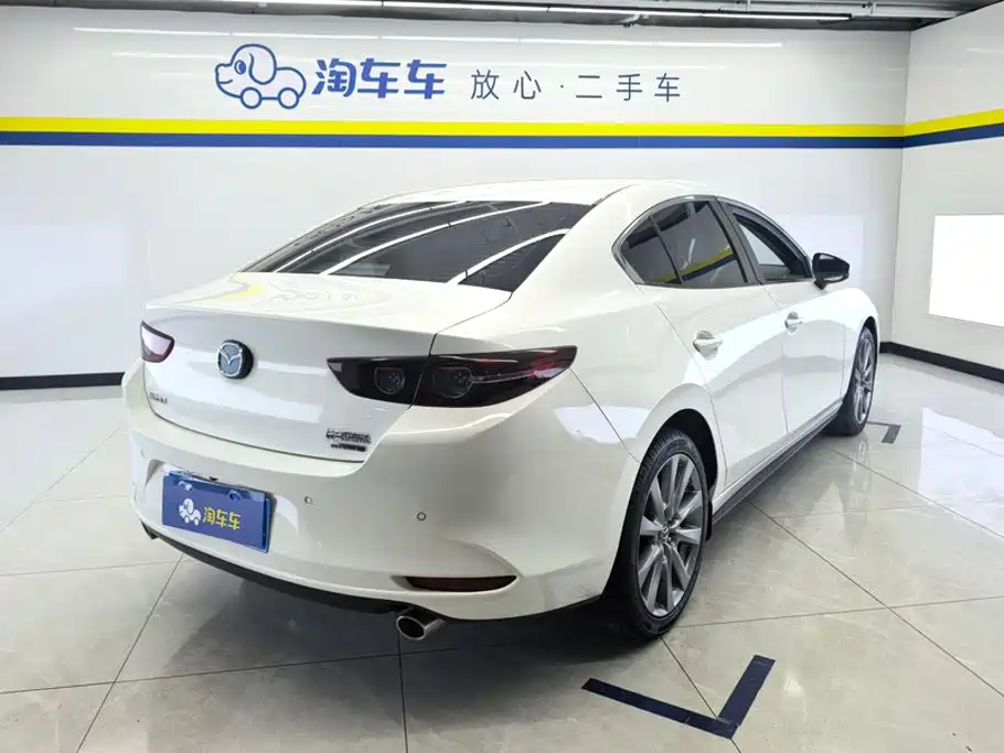 Mazda 3 Angkesela 2022