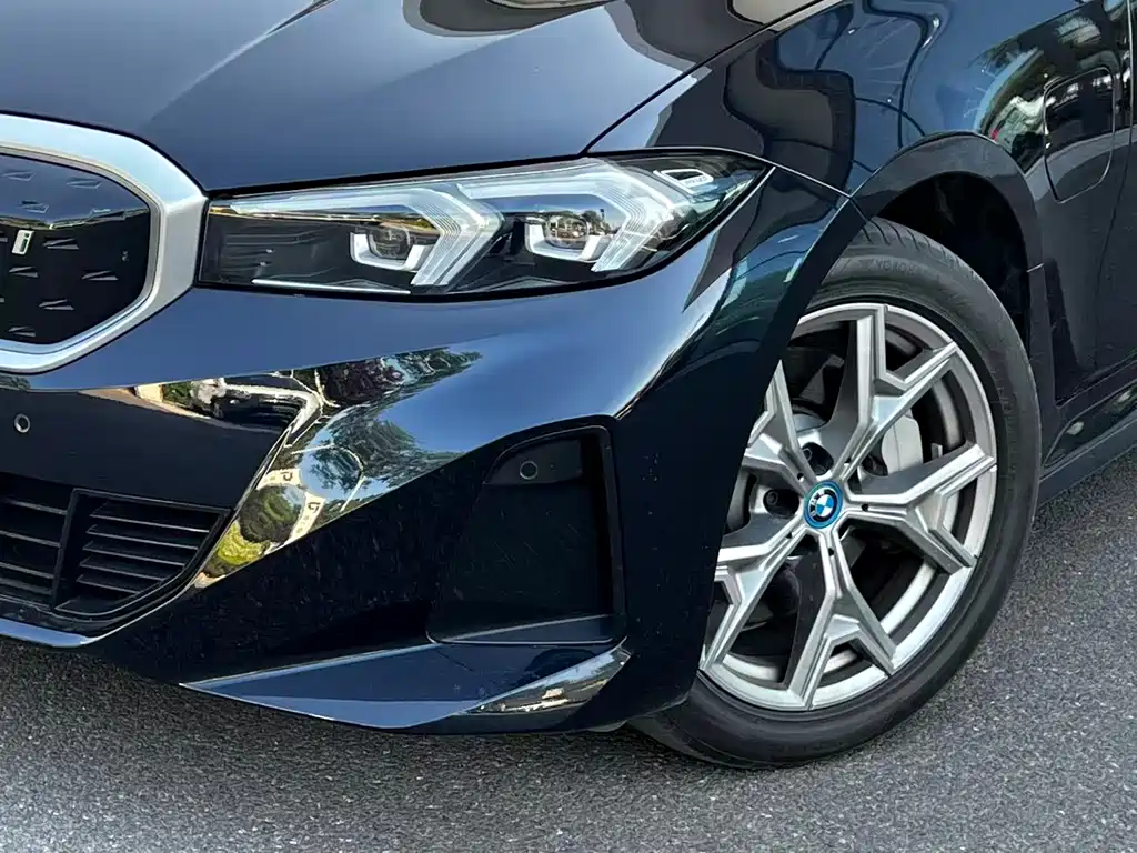 BMW i3 2024 — фото 10