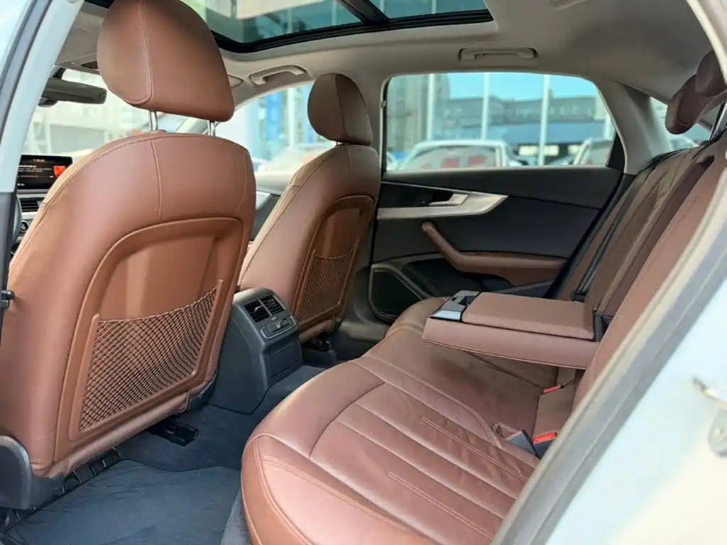 Audi A4L 2017