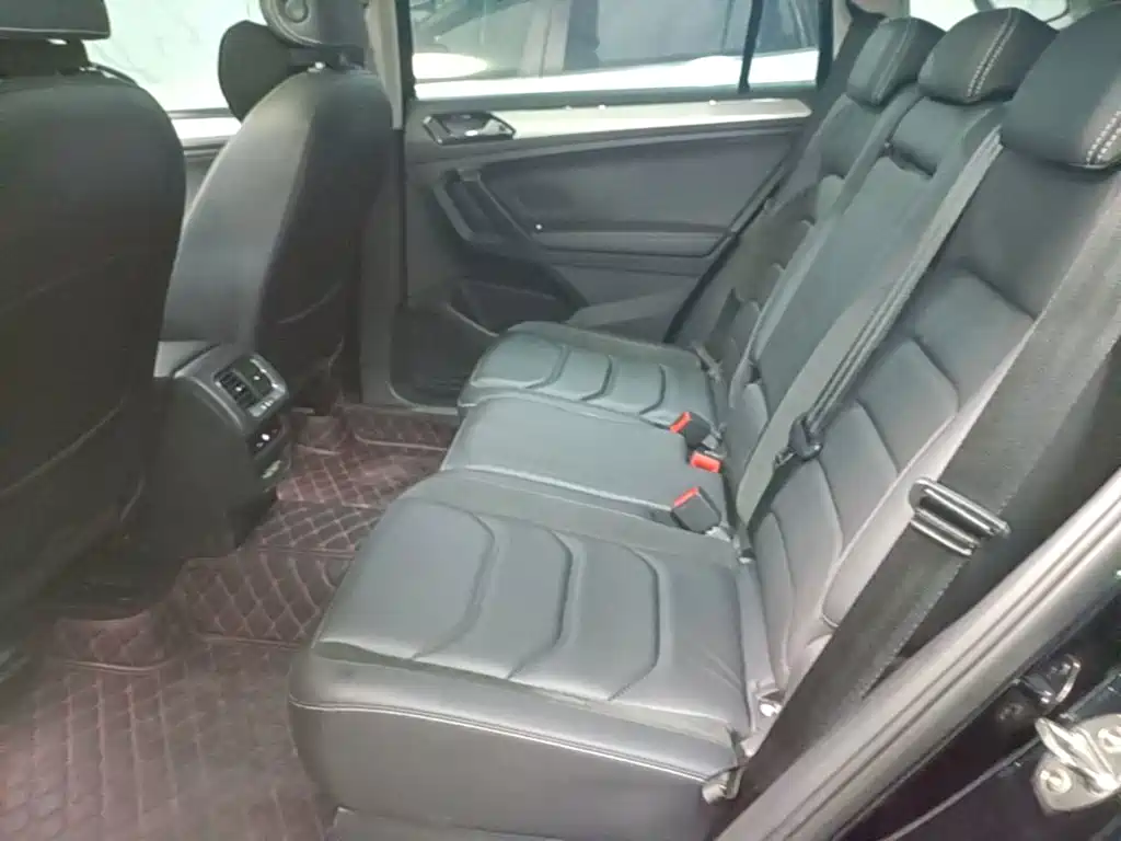 Volkswagen Tiguan L 2020 — фото 17