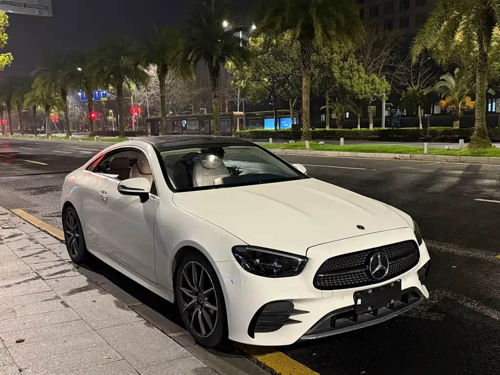 Mercedes-Benz E-Class 2023 — фото 3