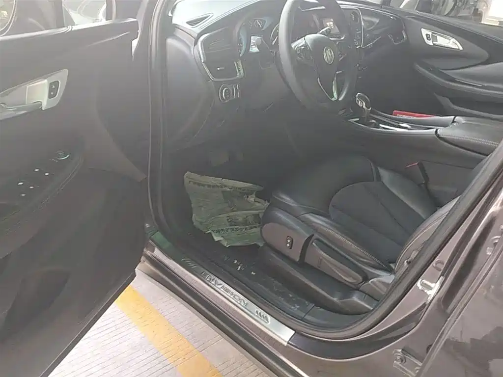Buick Envision Plus 2016 — фото 16