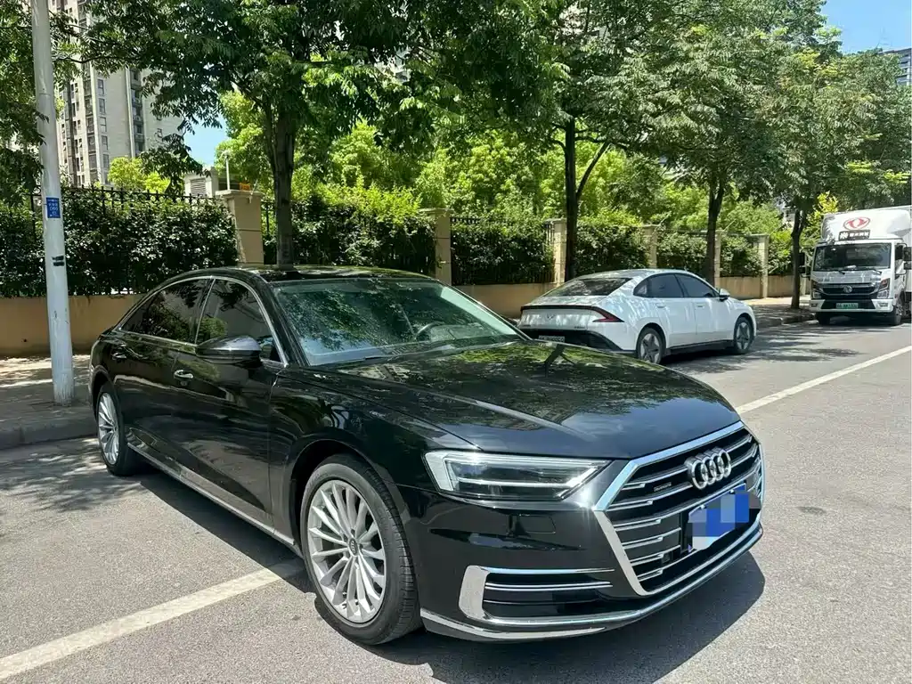 Audi A8 2019 — фото 3