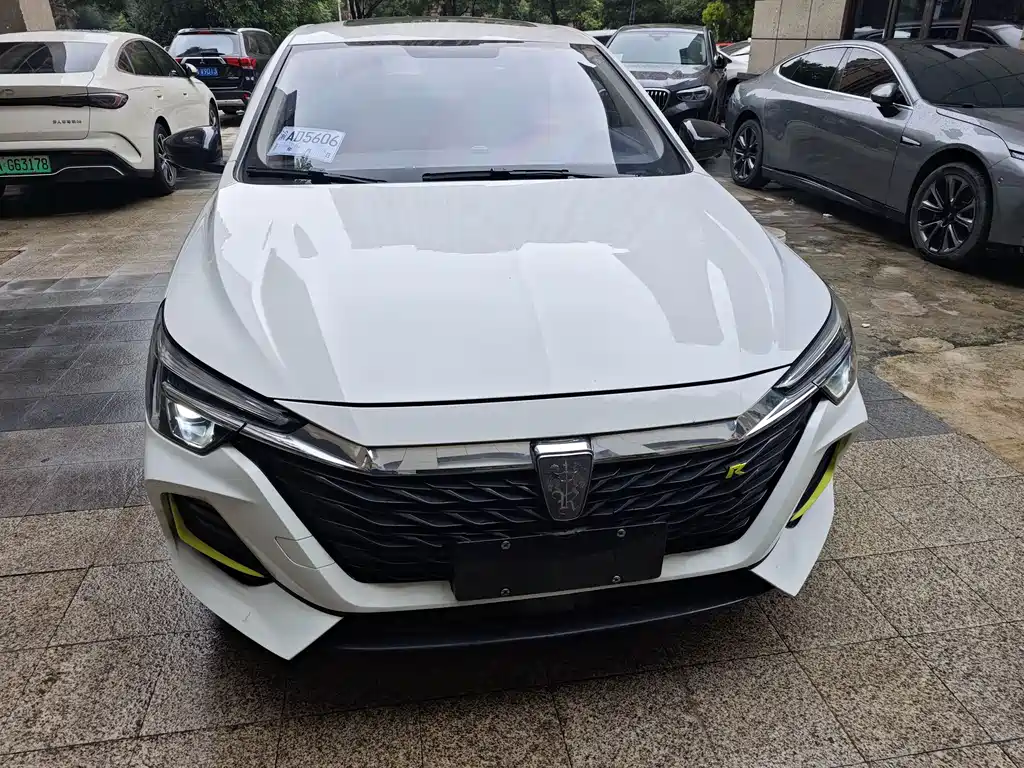 Roewe i6 MAX New Energy 2021 — фото 2