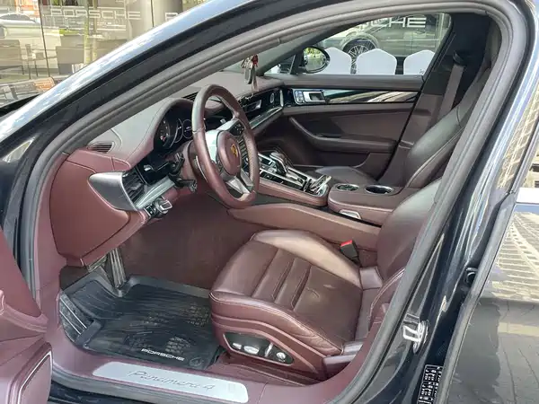 Porsche Panamera 2017
