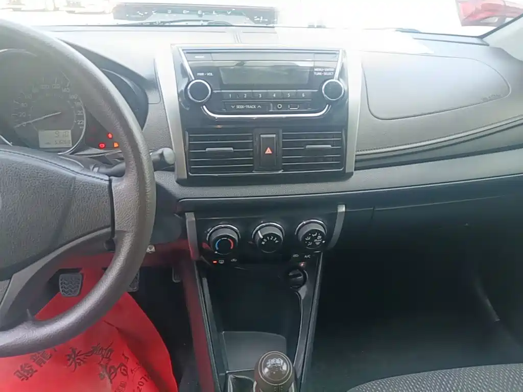 Toyota Vios 2016 — фото 13