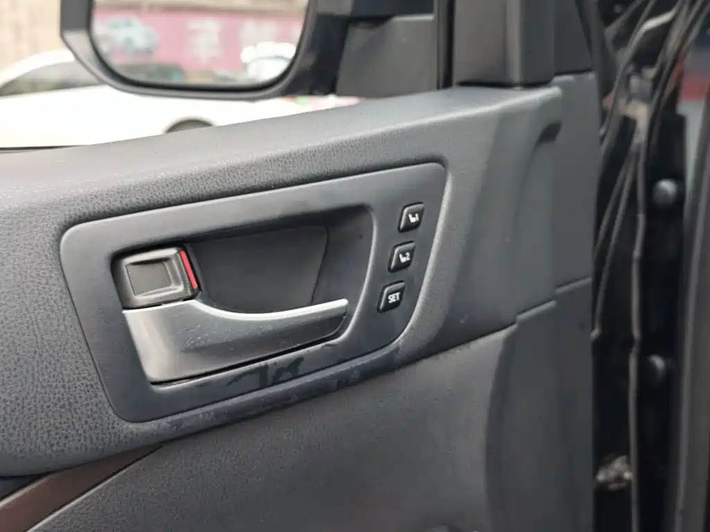 Toyota Highlander 2018 — фото 13