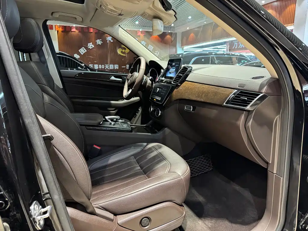 Mercedes-Benz GLS 2019 — фото 6