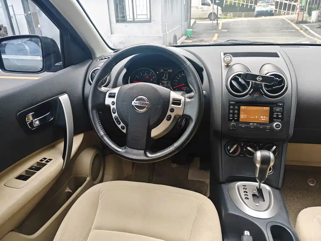 Nissan Qashqai 2013 — фото 10