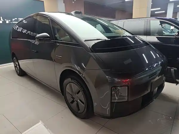 Li Auto MEGA 2024