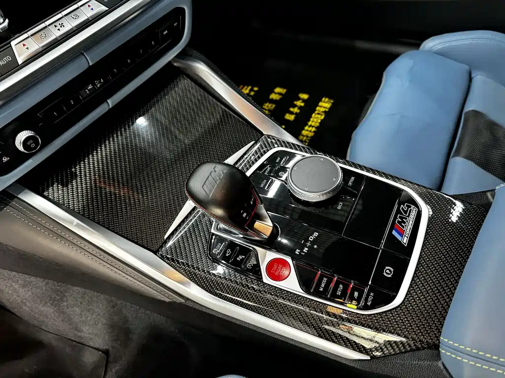 BMW M4 2021 — фото 17