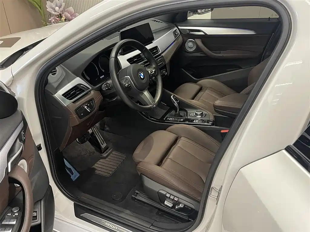 BMW X2 2022 — фото 26