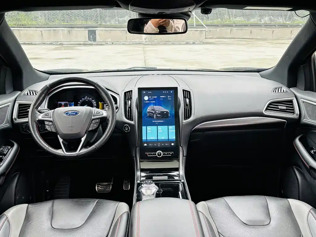 Ford Edge 2019 — фото 10