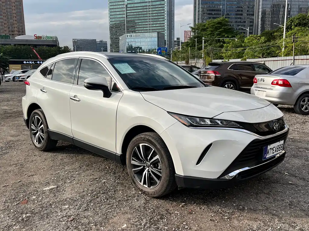 Toyota Harrier 2022 — фото 2