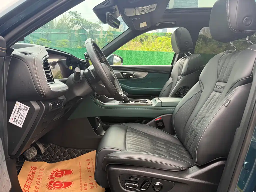 GAC Motor Trumpchi GS8 2023 — фото 8