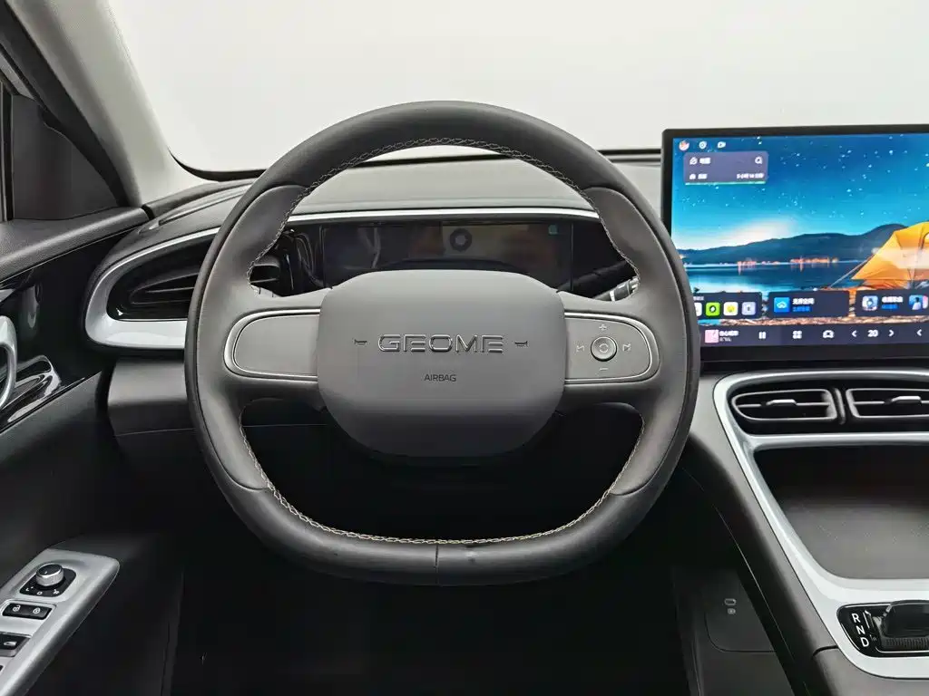 Geely Galaxy Starwish 2026 — фото 11
