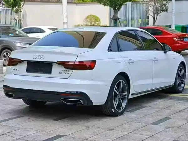 Audi A4L 2022