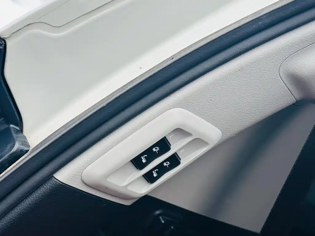 Toyota Prado 2019 — фото 21