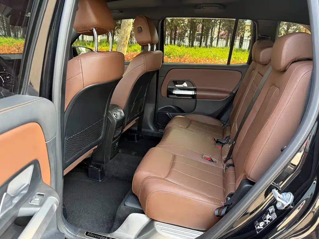 Mercedes-Benz GLB 2023 — фото 10