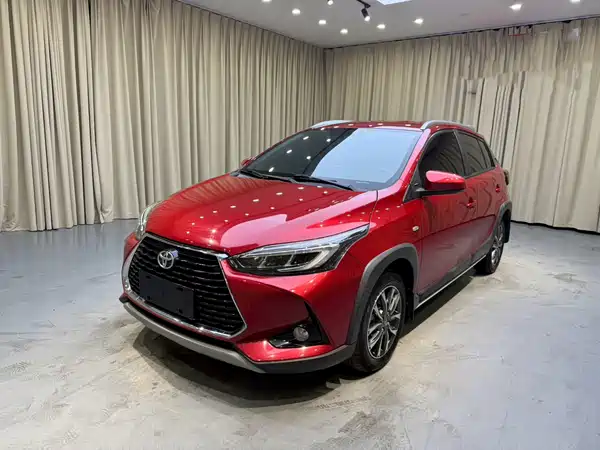 Toyota Yaris L 2022