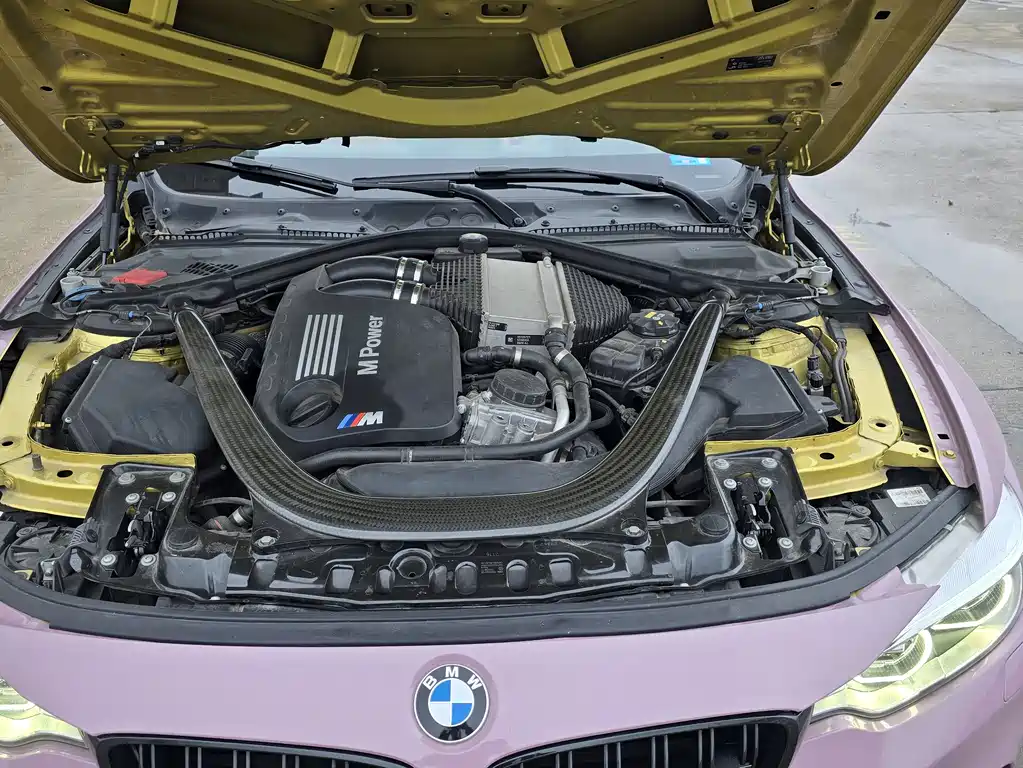 BMW M4 2017 — фото 15