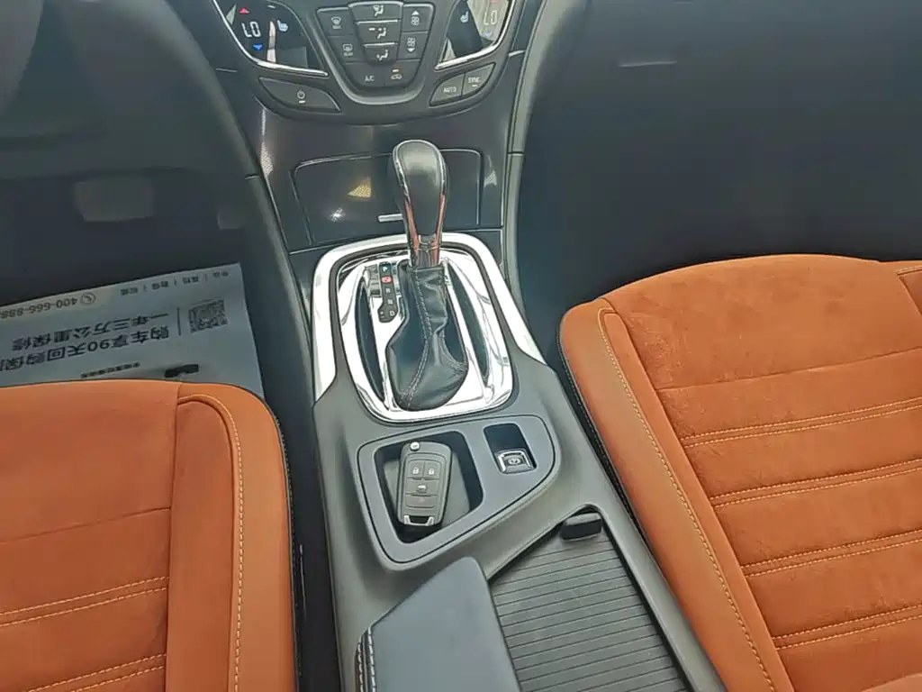 Buick Regal 2017 — фото 14