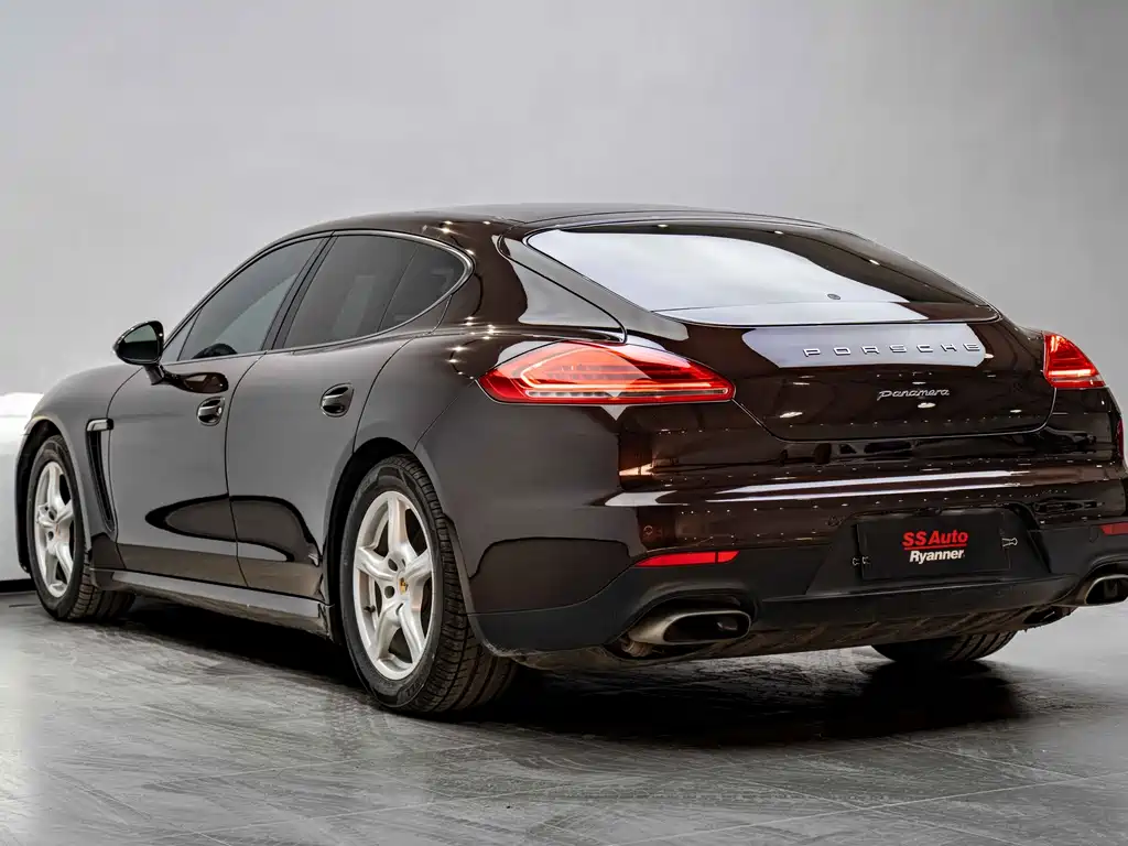 Porsche Panamera 2014 — фото 15