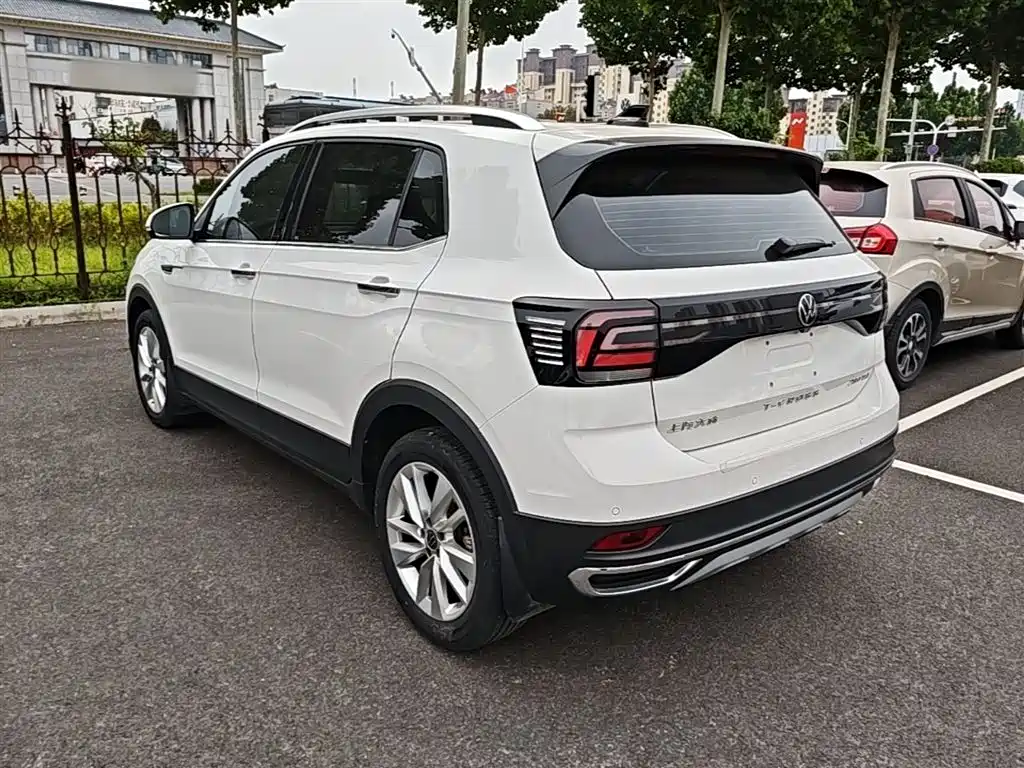 Volkswagen T-Cross 2021 — фото 5