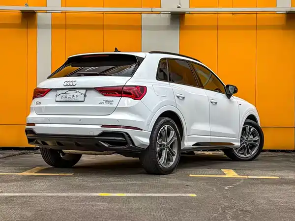 Audi Q3 2022