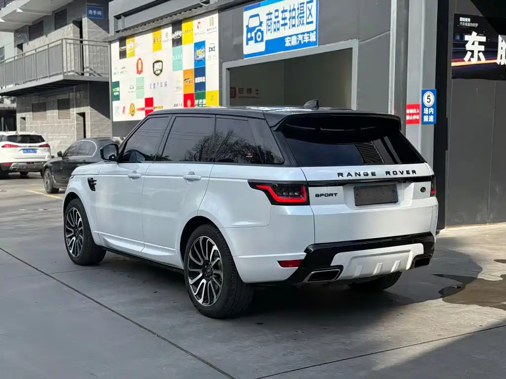 Land Rover Sport 2018 — фото 9