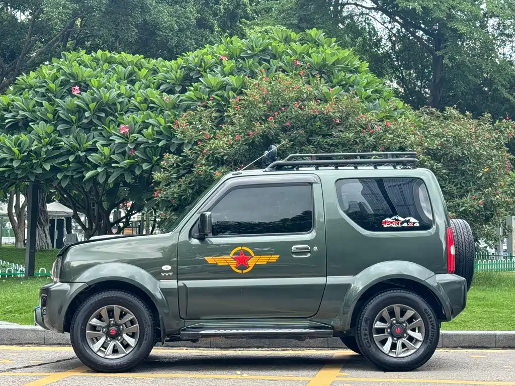 Suzuki Jimny 2018 — фото 4